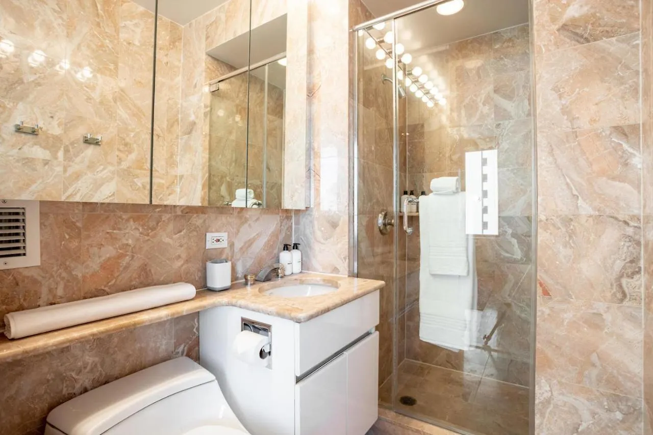Appartement Midtown East 2Br W Doorman Gym Nr Bloomingdales Nyc-1353 à New York États-Unis